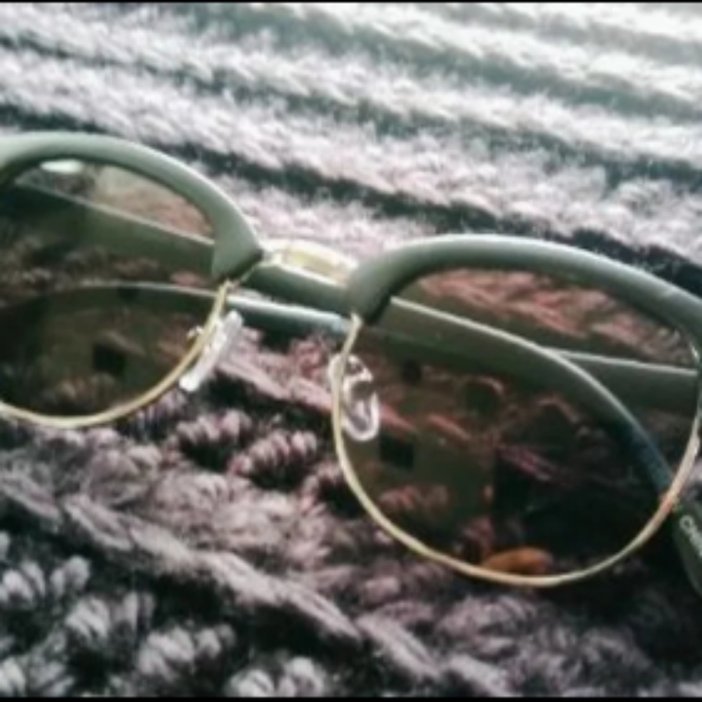 ‼️Last one‼️ Retro sunglasses! - Picture 4 of 4